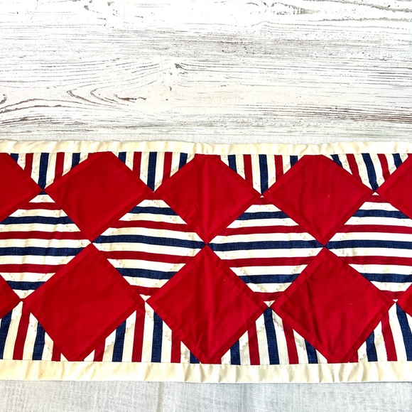 Handmade table runner quilted red white blue forth July country farmhouse - Picture 2 of 6